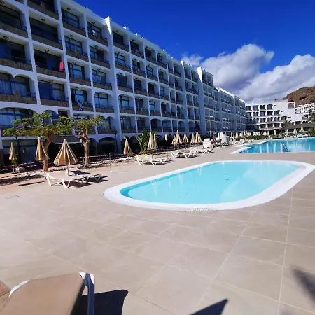 Riviera Peace