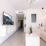 Riviera Peace بلايا ذيل كورا